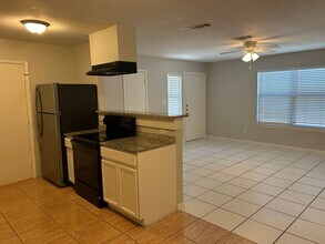 1800 San Rafael St in Fort Worth, TX - Building Photo - Building Photo