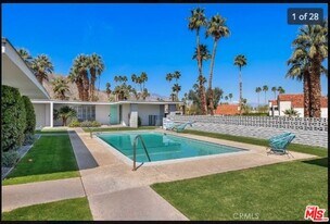73255 Shadow Mountain Dr in Palm Desert, CA - Building Photo