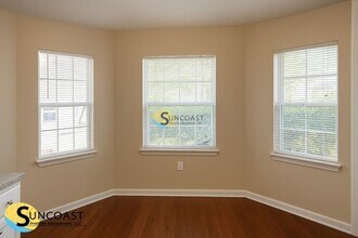 5550 Oak Crossing Dr in Jacksonville, FL - Building Photo - Building Photo