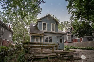 4116 Terrace St in Kansas City, MO - Foto de edificio - Building Photo