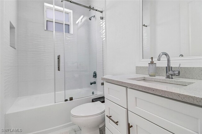 property at 2544 39th Ave NE