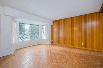 33533 Dewdney Trunk Rd in Mission, BC - Building Photo - Building Photo