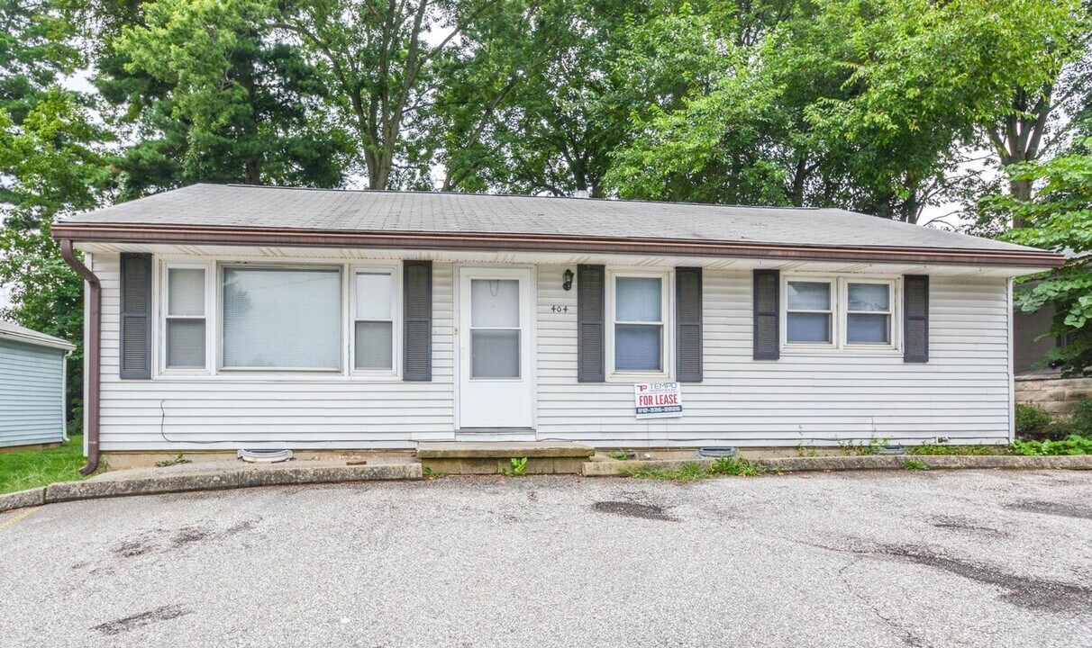 404 E 20th St in Bloomington, IN - Building Photo