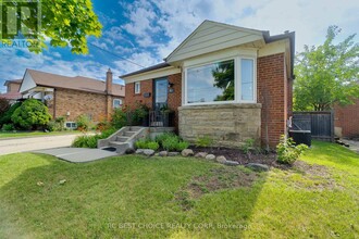 45 Mayall Ave in Toronto, ON - Building Photo - Building Photo