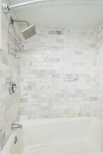 5 Munroe St in Somerville, MA - Building Photo - Building Photo