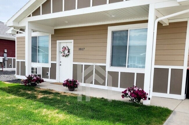 Golden Eagle Patio Home Apartments in Twin Falls, ID - Foto de edificio - Building Photo