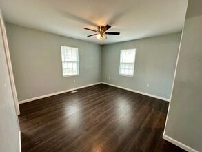 514 Robertson St in South Hill, VA - Building Photo - Building Photo