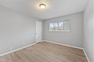 1311 Creek Hollow Dr in El Lago, TX - Building Photo - Building Photo
