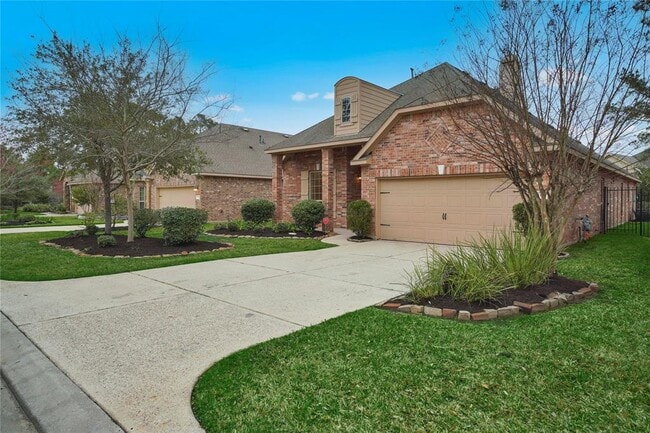 10 Tallgrass Way in Spring, TX - Foto de edificio - Building Photo
