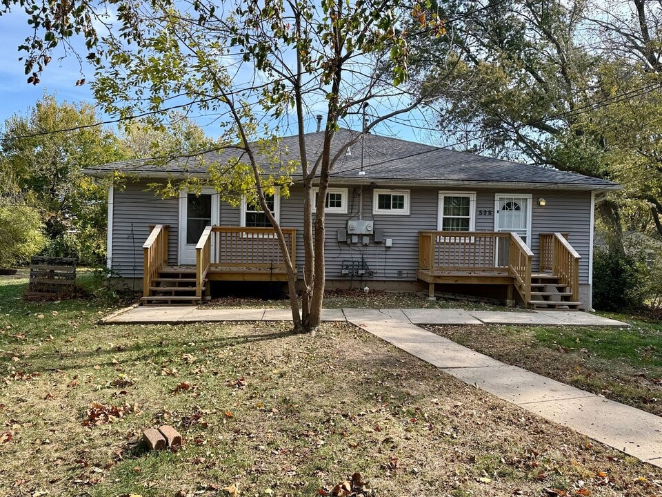505 SE Florence Ave in Lee's Summit, MO - Building Photo