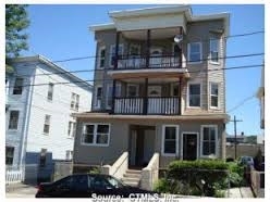 129 Locust St in Waterbury, CT - Building Photo