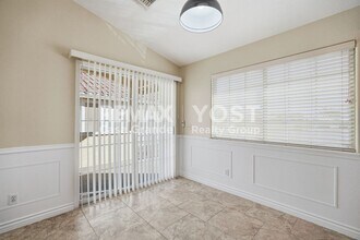 2094 N Sweetwater Dr in Casa Grande, AZ - Building Photo - Building Photo