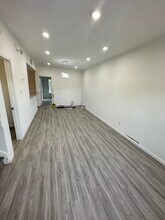 6946 Paris St, Unit B in Houston, TX - Building Photo - Building Photo