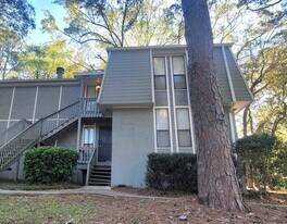 3735 Donovan Dr in Tallahassee, FL - Building Photo