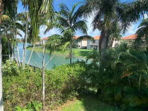 19383 SW 79th Ave in Cutler Bay, FL - Building Photo - Building Photo