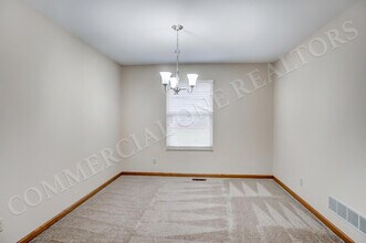 3000 Kilcullen Dr in Columbus, OH - Building Photo - Building Photo