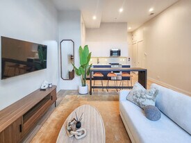 1934 W North Ave in Chicago, IL - Building Photo