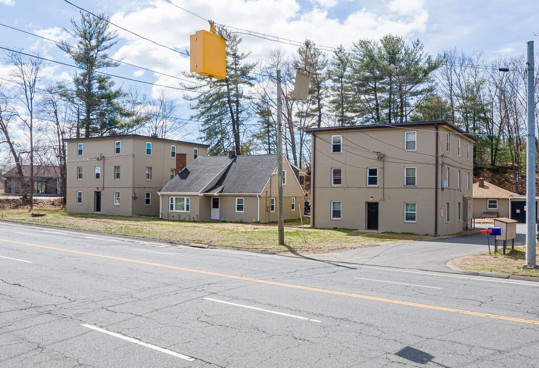 Middle Street Apartments in Bristol, CT - Building Photo