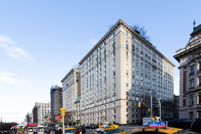 1016 Fifth Ave in New York, NY - Foto de edificio - Building Photo