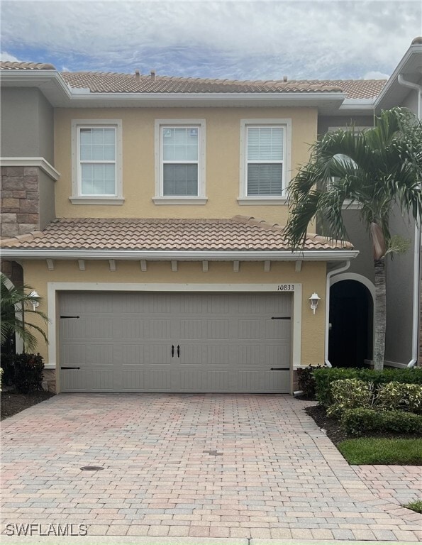 property at 10833 Alvara Way