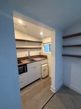 521 38th Avenue, Main Unit in Santa Cruz, CA - Building Photo - Building Photo