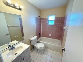 10400 Boynton Pl Cir in Boynton Beach, FL - Building Photo - Building Photo