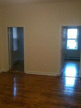 896 Huntington Ave, Unit 4 in Boston, MA - Building Photo - Building Photo