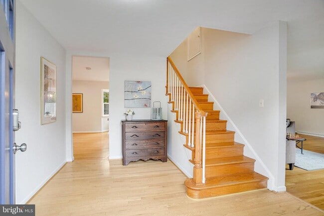 3300 Prince William Dr in Fairfax, VA - Building Photo - Building Photo