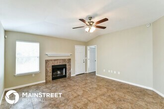 6319 Cougar Village in San Antonio, TX - Building Photo - Building Photo