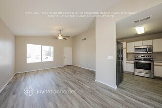 8559 W Carol Ave in Peoria, AZ - Building Photo - Building Photo