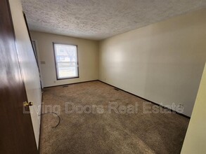 1516 David Dr in Lincoln, NE - Building Photo - Building Photo