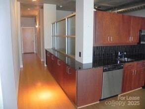 505 E 6th St in Charlotte, NC - Building Photo - Building Photo