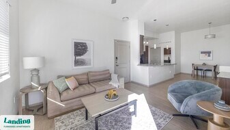 7700 W Aspera Blvd in Glendale, AZ - Building Photo