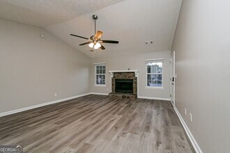 10376 Surf Ct in Jonesboro, GA - Building Photo - Building Photo