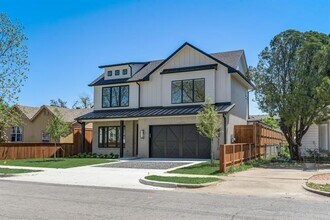 2805 Cherrywood Ave in Dallas, TX - Building Photo - Building Photo