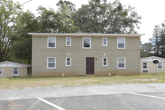 Chandler Oaks in Gaffney, SC - Building Photo - Building Photo