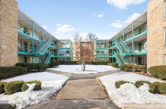 Kenilworth Apartments in Oak Park, IL - Building Photo - Building Photo