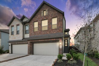 4942 Carranza Ct in Manvel, TX - Building Photo - Building Photo