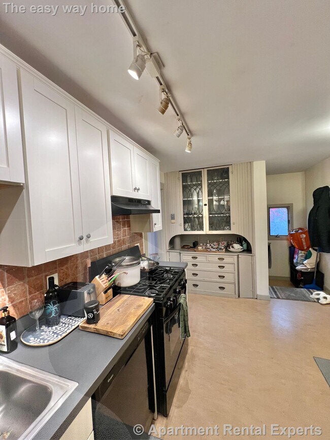 12 A Saginaw Ave in Cambridge, MA - Building Photo - Building Photo