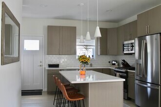 1889 W 54th St in Cleveland, OH - Building Photo - Building Photo