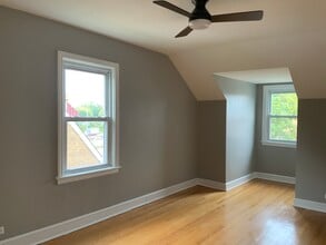 9910 S Emerald Ave in Chicago, IL - Building Photo - Building Photo
