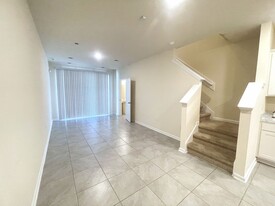 539 Running Wds St in Orange Park, FL - Building Photo - Building Photo