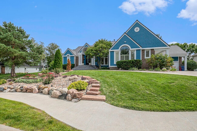 property at 811 Western Hills Dr