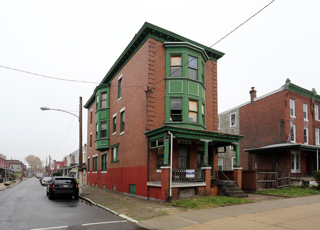 931-935 Belmont Ave in Philadelphia, PA - Building Photo - Building Photo