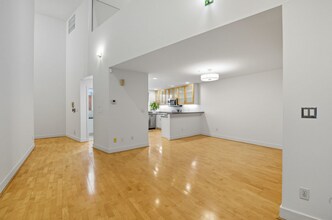 125 Gilbert St in San Francisco, CA - Building Photo - Building Photo