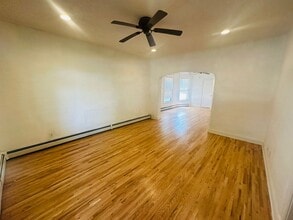 114 Cook Ave W in St. Paul, MN - Building Photo - Building Photo