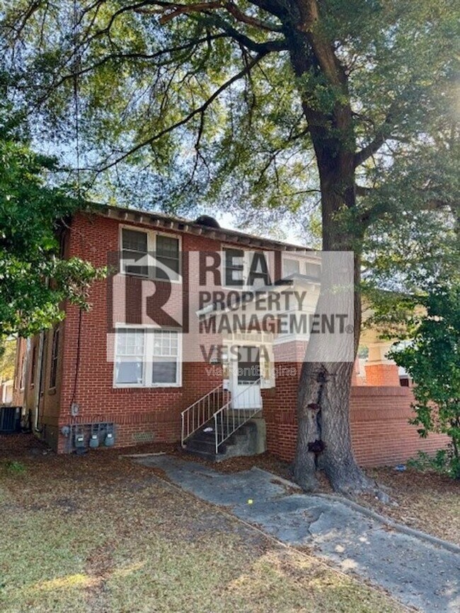 1096 Hillyer Ave in Macon, GA - Building Photo - Building Photo