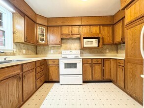 11124 Dahlgren Rd in King George, VA - Building Photo - Building Photo