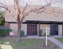 6023 W Golden Ln in Glendale, AZ - Building Photo