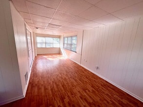 2323 NE 12th St in Gainesville, FL - Building Photo - Building Photo
